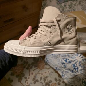 NEW Converse Chuck Taylor All Star High Top Sneakers in Beige/Cream